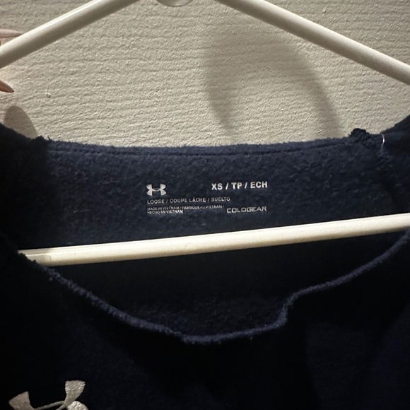 Under armour sweater - Picture 2 of 2